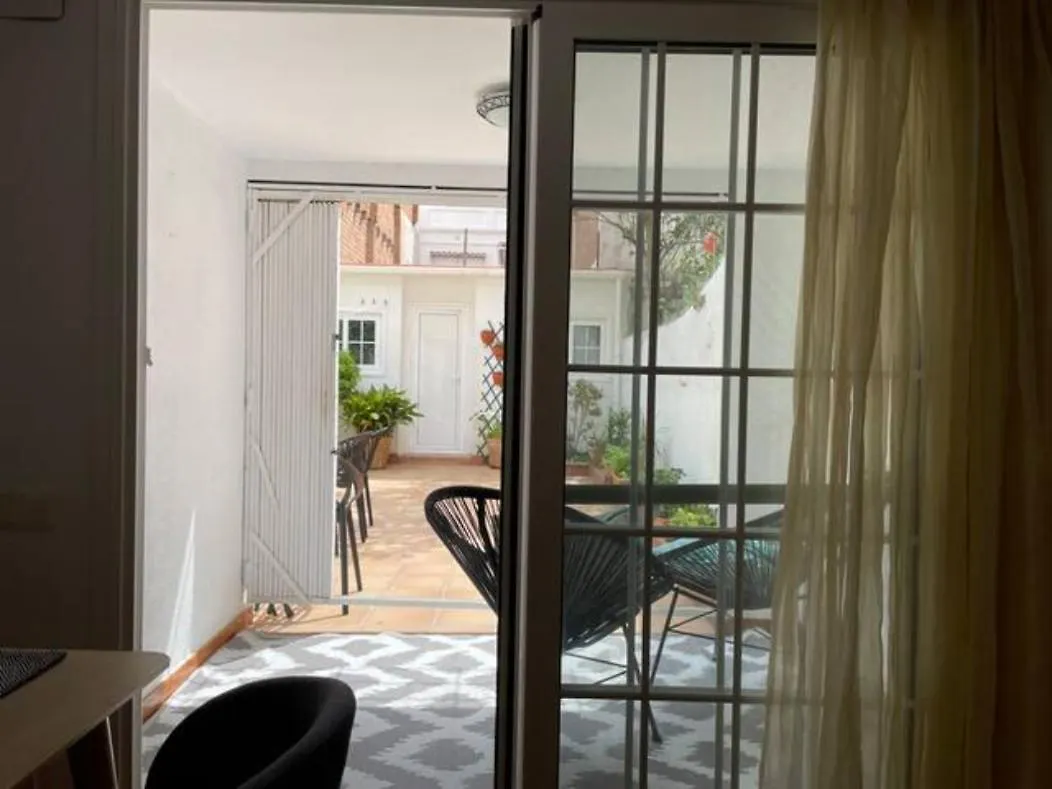 Апартаменты Apartamento Con Jardin Cerca Playa Y A 15 Min De Plaza Catalunya En Tren Сан-Адриан-де-Бесос Испания