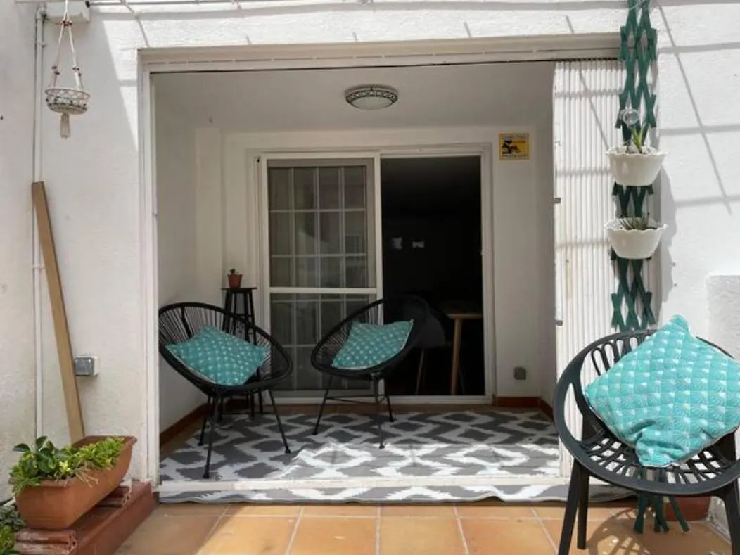 Apartamento Con Jardin Cerca Playa Y A 15 Min De Plaza Catalunya En Tren Сан-Адриан-де-Бесос